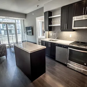 Pinnacle Suites - 3br Penthouse Apartment